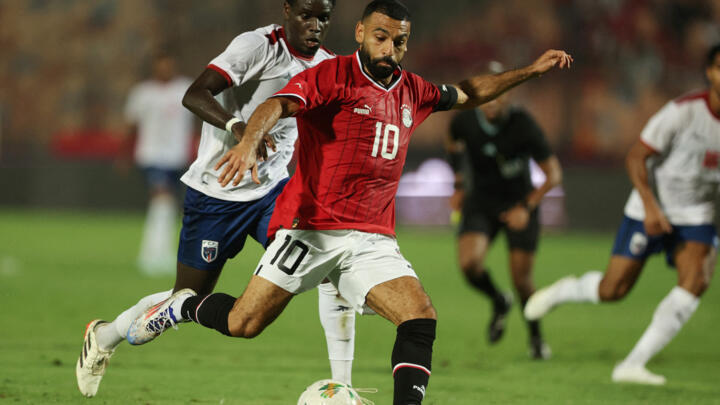 FILE PHOTO: Soccer Football - African Cup of Nations Qualification - Group C - Egypt v Cape Verde - Cairo International Stadium, Cairo, Egypt - September 6, 2024 Egypt's Mohamed Salah shoots at goal REUTERS/Amr Abdallah Dalsh/File Photo