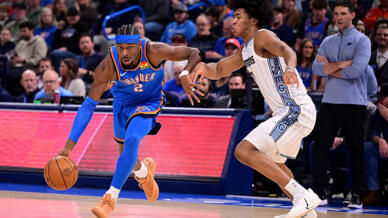 Shai Gilgeous-Alexander drives forward for Oklahoma City in the Thunder's win over the Memphis Grizzlies